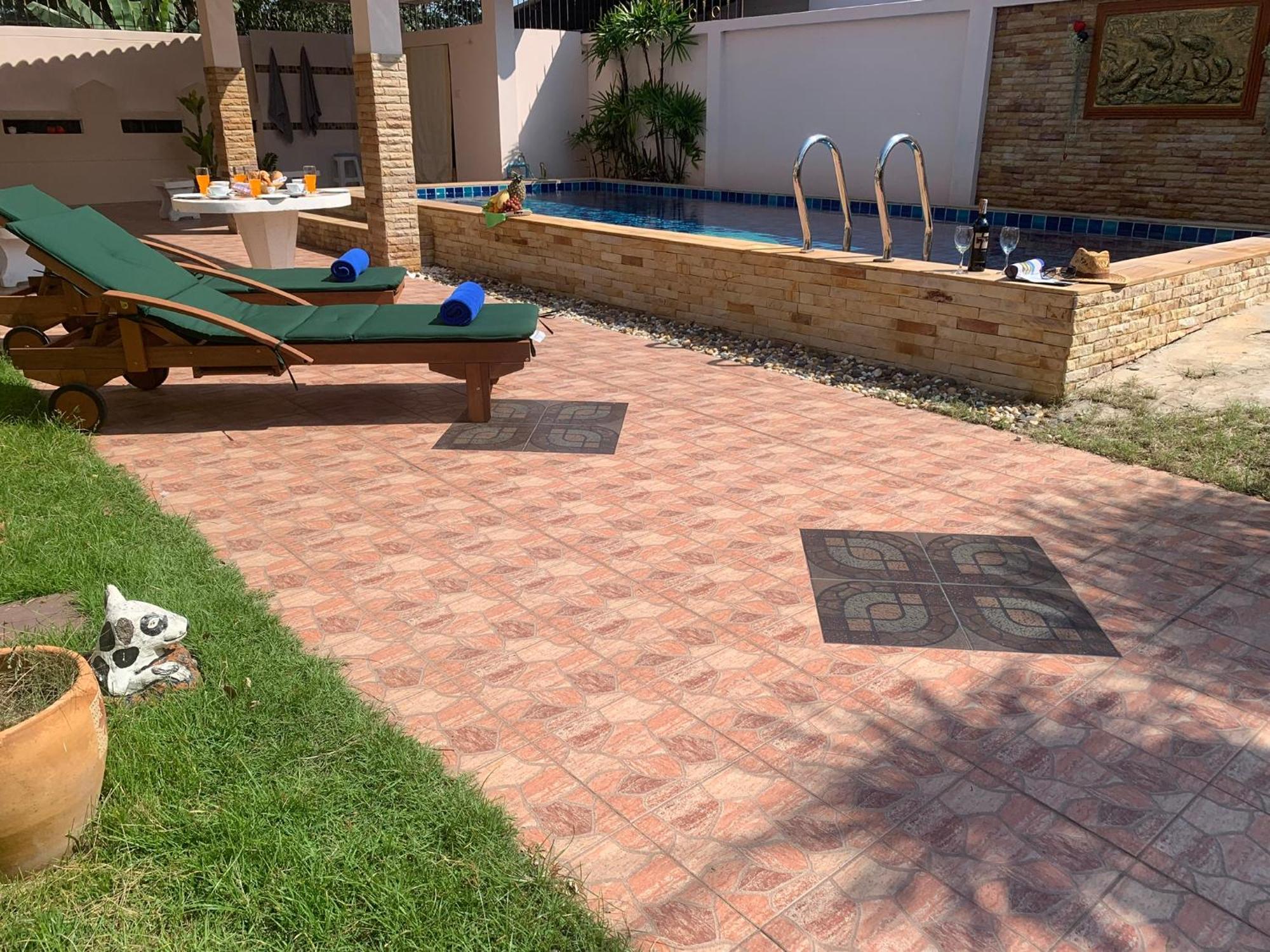 Yoch Pool Villa Pattaya Extérieur photo