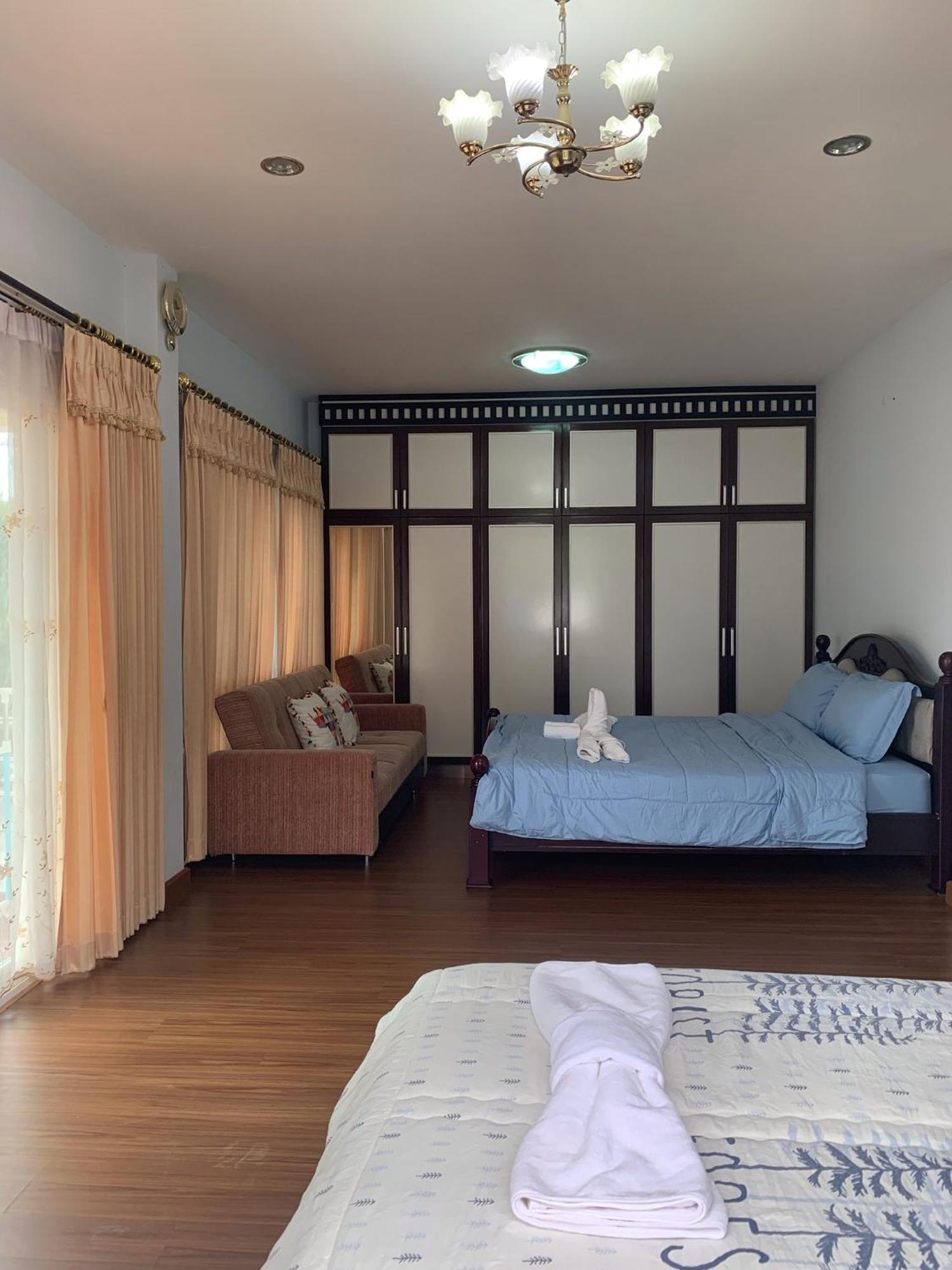 Yoch Pool Villa Pattaya Extérieur photo
